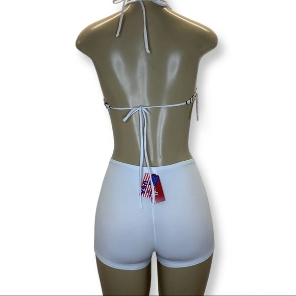 Indecent Proposal Made by Zuliana Shorts & Floral Crop Top with Neck Tie - Picture 3 of 3